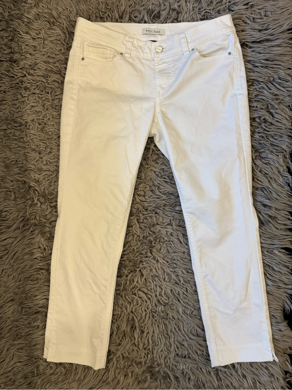 White House Black Market White Skinny Jeans